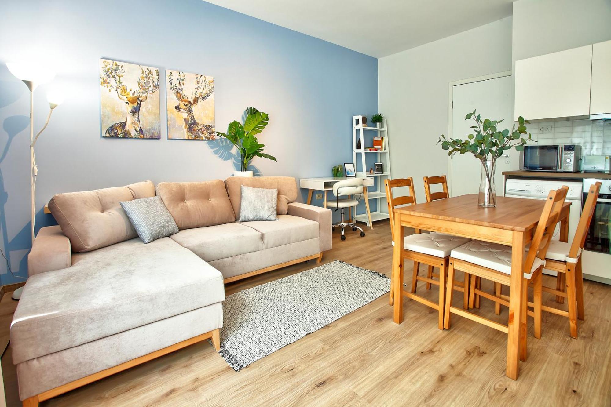 Апартаменти Unbeatable Location Comfy By Flat Mаnager *